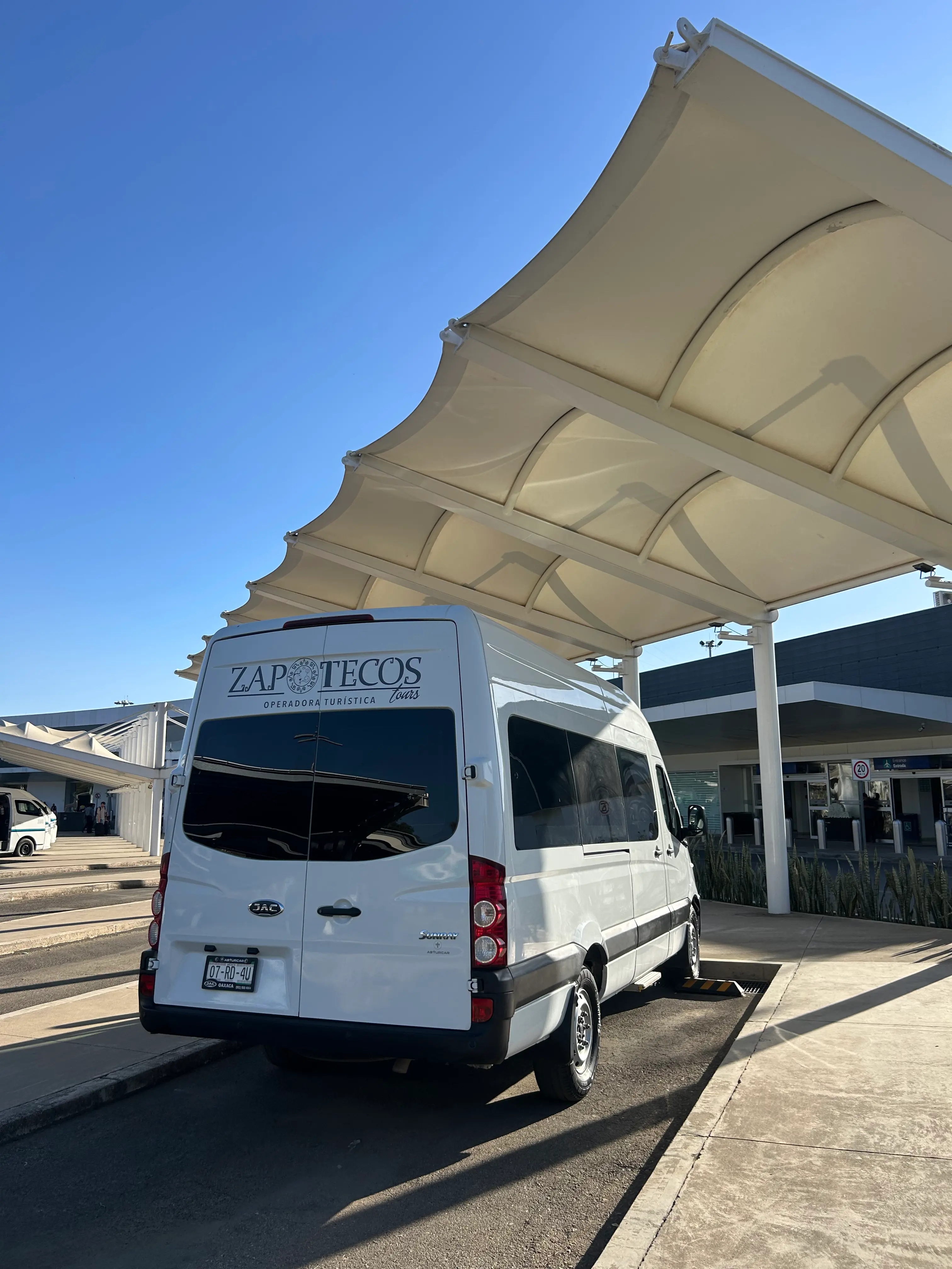Imagen 5 de Transporte Aeropuerto-Hotel-Aeropuerto
