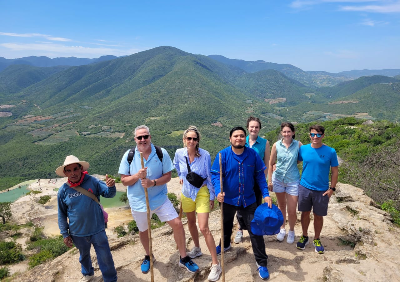 Imagen 2 de Hierve el Agua Medio dia